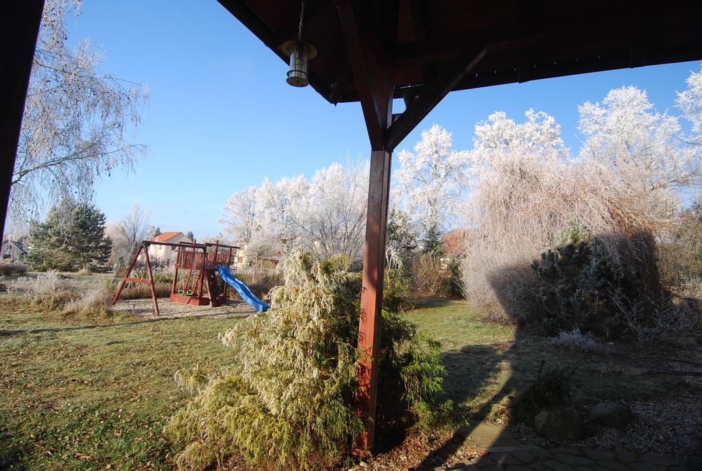 Ivanek Guest House Zvíkovské Podhradí Exterior foto