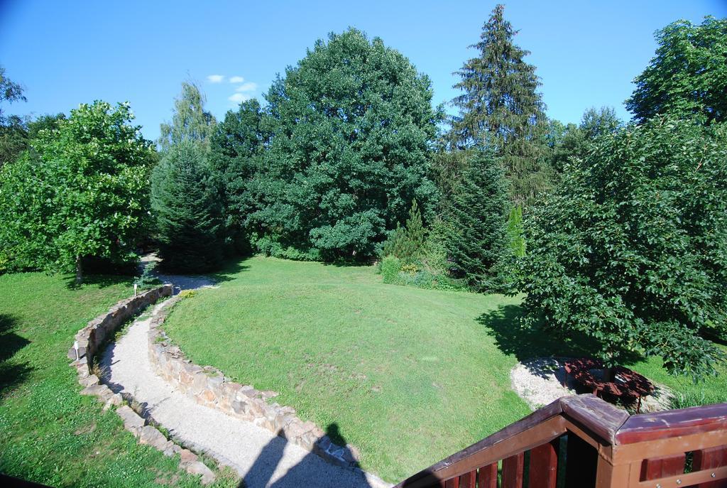 Ivanek Guest House Zvíkovské Podhradí Exterior foto