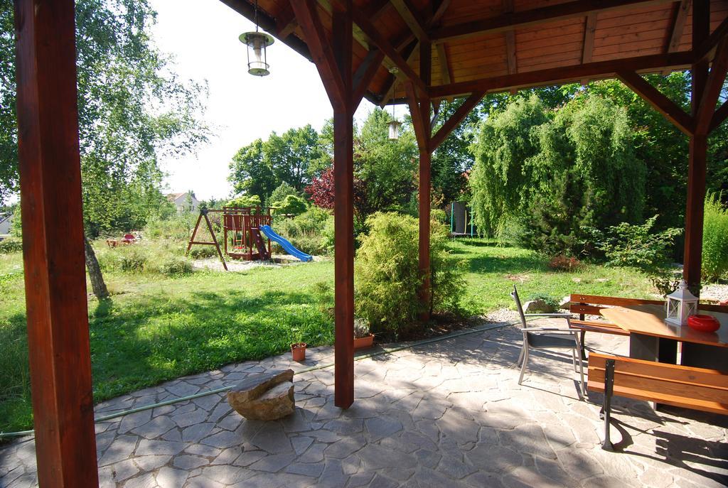 Ivanek Guest House Zvíkovské Podhradí Exterior foto